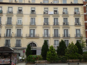  Hostal Zamora  Мадрид